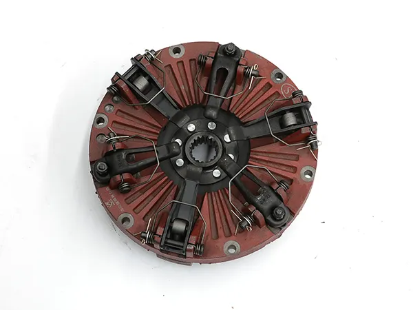 How to use the agricultural machinery clutch correctly ?